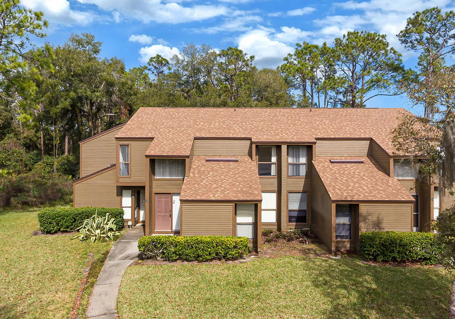 2/2 in Woodhaven of Palm Coast — Photo 1