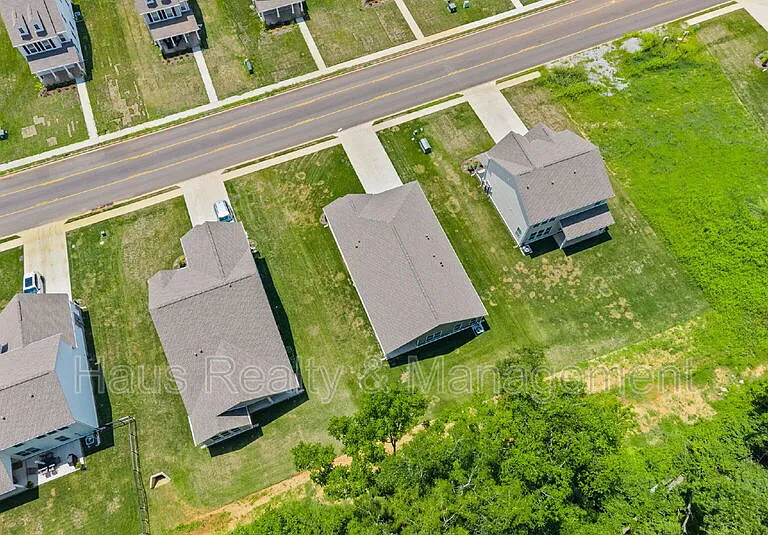 1145 Ross Farms Blvd — Photo 36