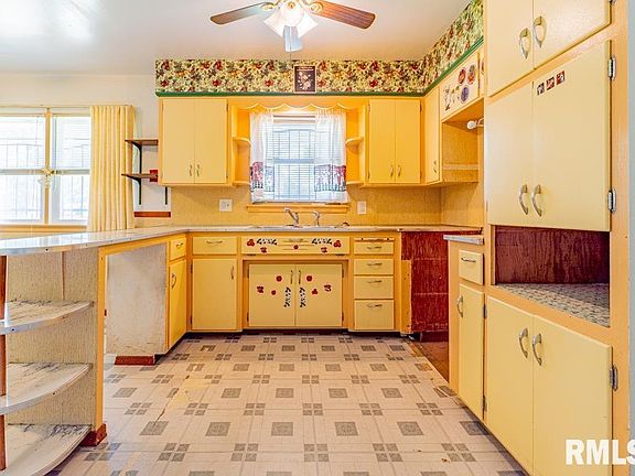 4th image of 2906 W Malone St