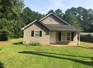 1979 E McIntosh Rd, Griffin, GA 30223