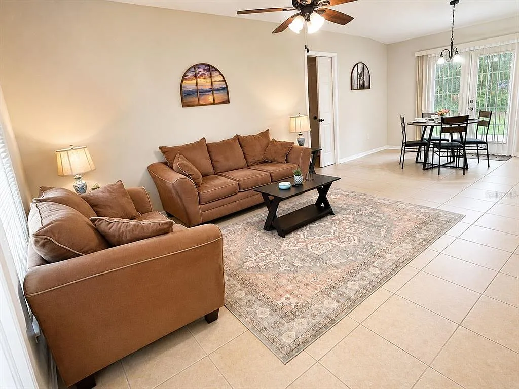 2 bed, 2.0 bath, 1442 sqft, $2,000 — Photo 3