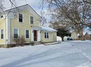 896 Milford Rd, Holly, MI 48442