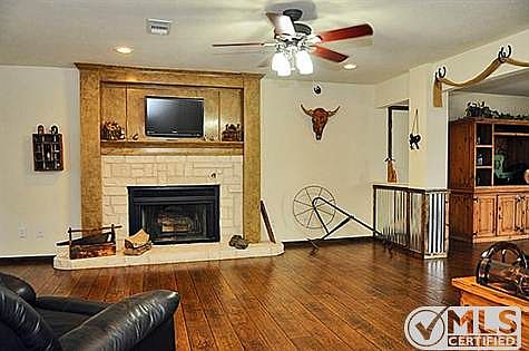 3rd image of 163 Buffalo Creek Dr