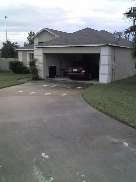 Nice 2 car garage
