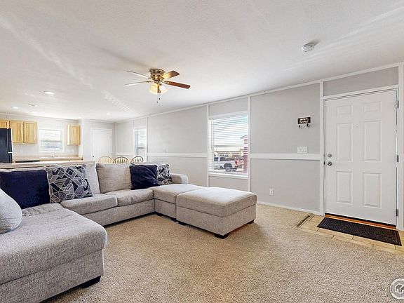 2nd image of 3077 Yarrow Cir