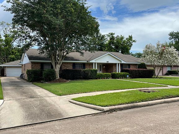 Front/side in daylight