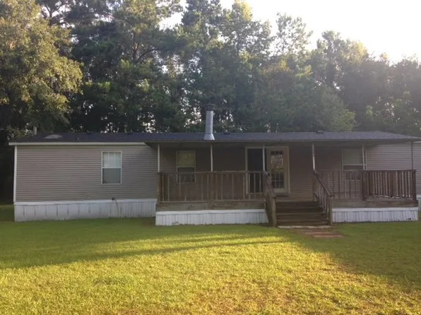 1090 Levi St, Manning, SC 29102