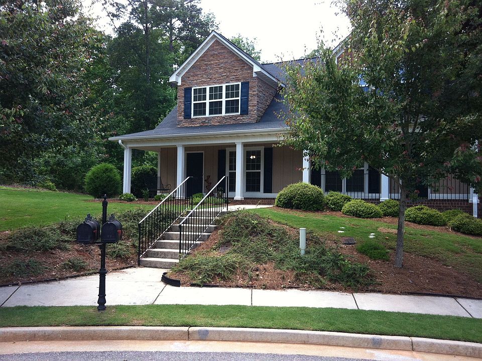 Relaxing front porch