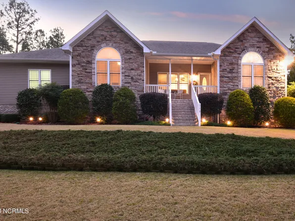 110 Lancashire Lane, West End, NC 27376