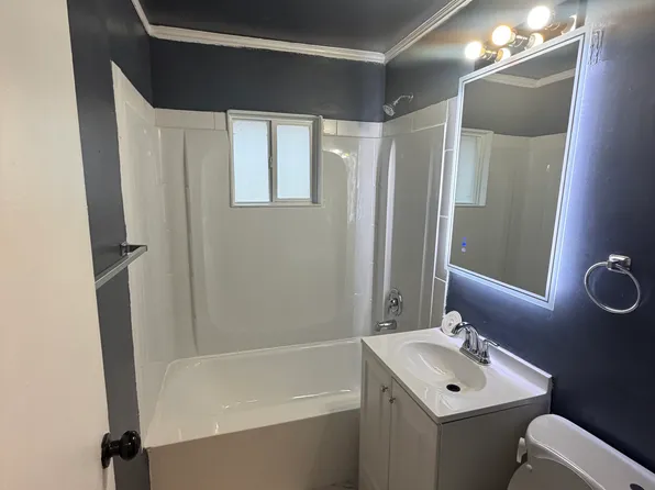 235 Arcadia St, Park Forest, IL 60466