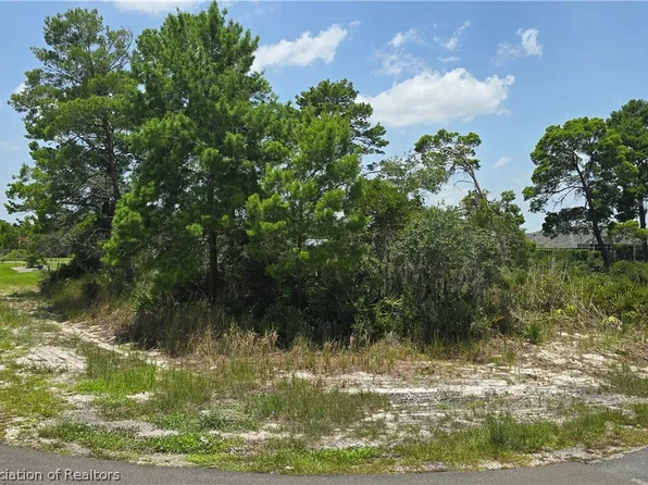 4974 San Ignacio Dr, Sebring, FL 33872