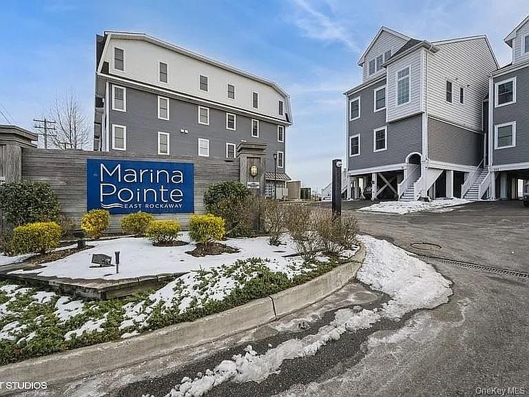 1st image of 311 Marina Pointe Drive