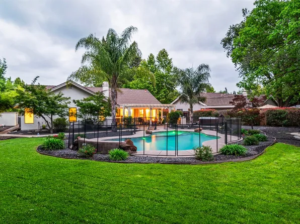 2022 Roaring Camp Dr, Rancho Cordova, CA 95670