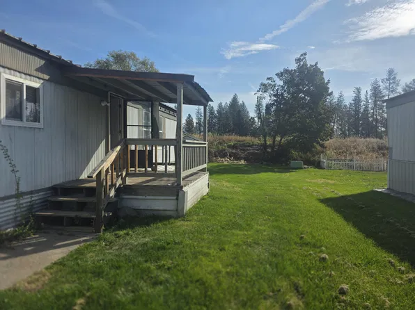 4001 E Denison Chattaroy Rd Trailer 8, Chattaroy, WA 99003