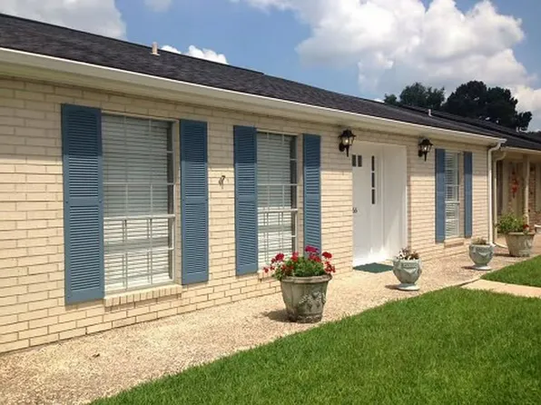 5866 Meadow Way, Beaumont, TX 77707