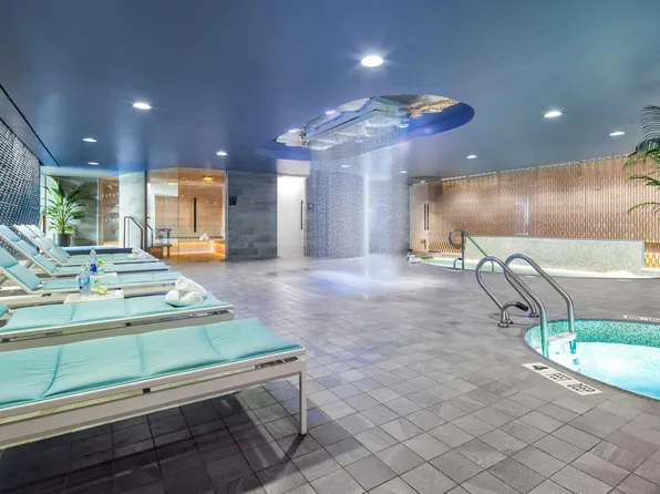 605 West 42nd Street image 10 of 28