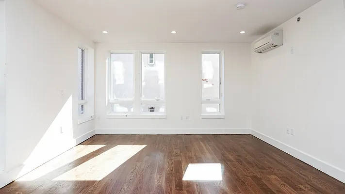 Rented by Nooklyn NYC LLC | media 6