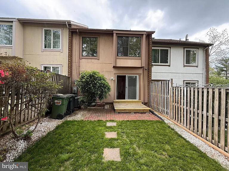 12457 Andover Ct — Photo 33