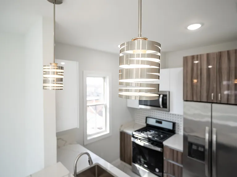 144 Bergen Ave #3D — Photo 6