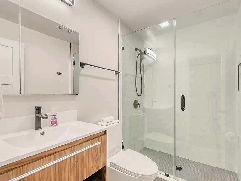 5811 Johnson Ave — Photo 32