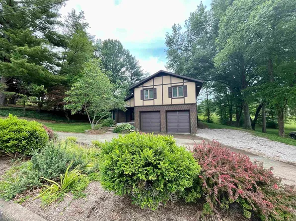 1153 W 13th St, Jasper, IN 47546