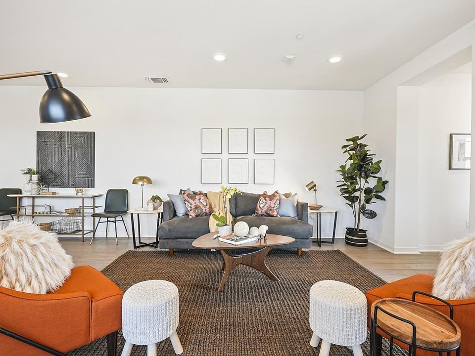 1st image of 1069 Bigleaf Pl Unit 303