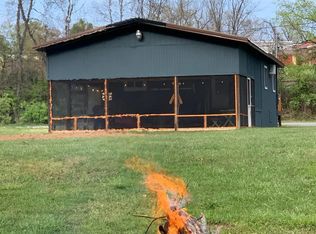 1726 Glen Ray Rd, Alderson, WV 24910