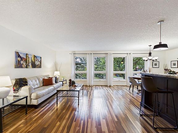 3rd image of 43 E Beaconsfield Rise NW