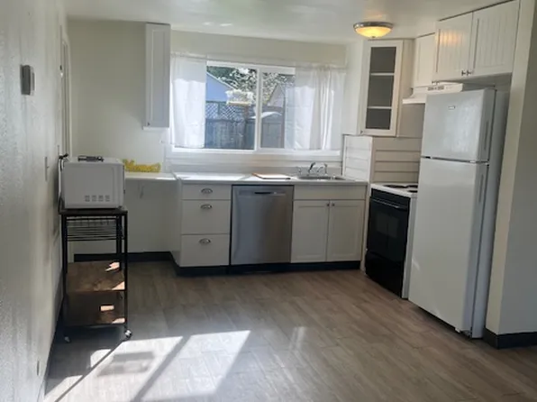 2130 SE 118th Ave, Portland, OR 97216