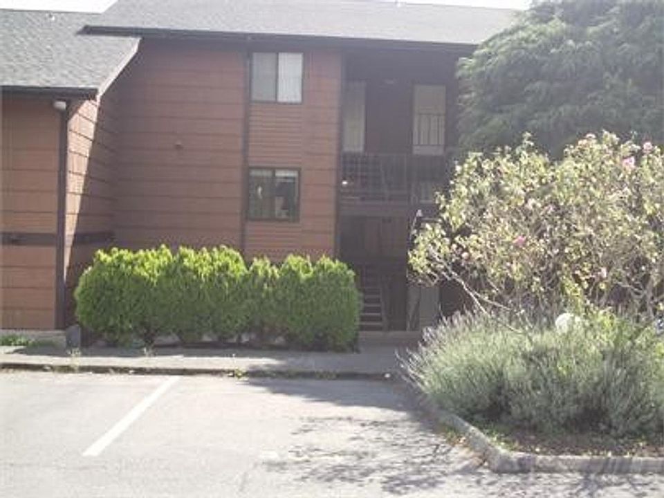 1st image of 270 SE Barrington Dr APT A203