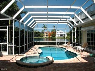 590 E Lake Dr, Naples, FL 34102