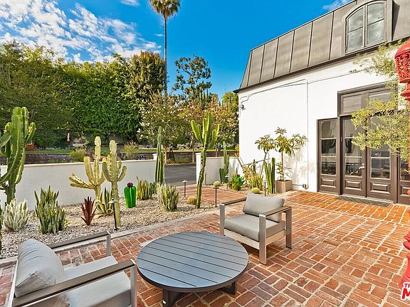 5th image of 9419 Sunset Blvd