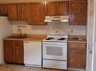 102 5th St APT 3, Syracuse, NY 13209