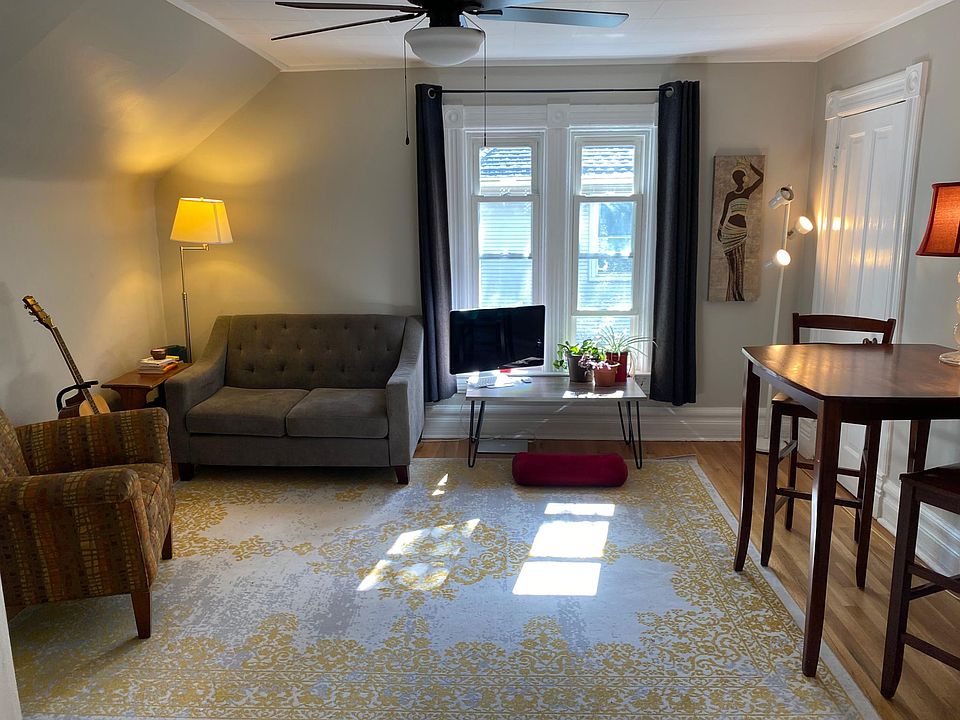 1st image of 121 Circle Ave Unit 2