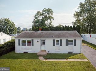 1677 Glenn Rd, Lancaster, PA 17601