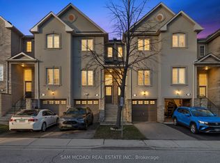 435 Hensall Cir #11, Mississauga, ON