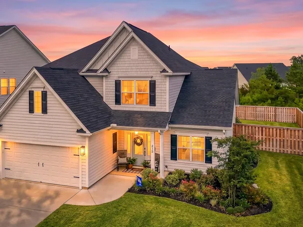 275 Fiddleback Dr, Summerville, SC 29486