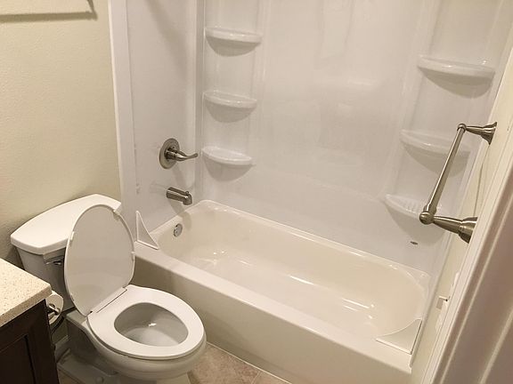 3rd image of 11615 91st Ln NE APT 3