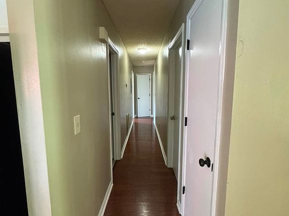 2nd image of 109 Lanford Dr