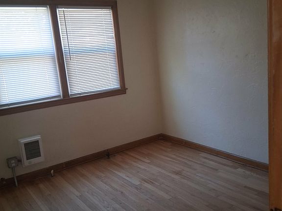 5th image of 243 N 6th Ave #2