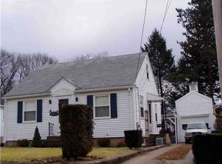 10 Nelson St, North Providence, RI 02911