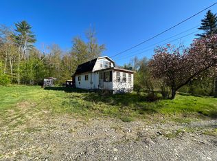 25 Munn Flat Rd, Athens, ME 04912