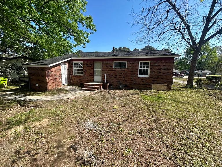 4539 Bluff Rd — Photo 21