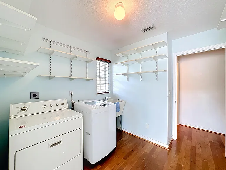 6416 Las Palmas Way — Photo 27