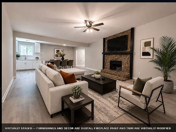 3rd image of 3751 Riverchase Cir