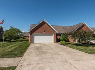 12454 Spring Trace Ct, Louisville, KY 40229