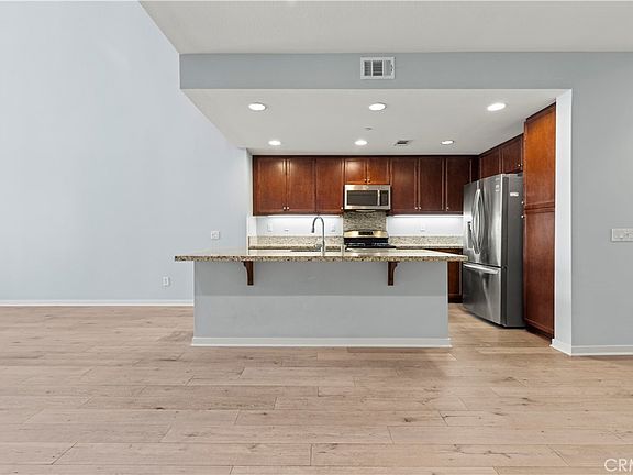 5th image of 543 Rockefeller