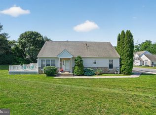 4201 Chatham Cir, Upper Chichester, PA 19014