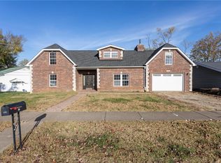 139 SW Main St, Bonne Terre, MO 63628