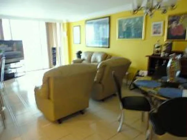 2655 Collins Ave APT 2305, Miami Beach, FL 33140